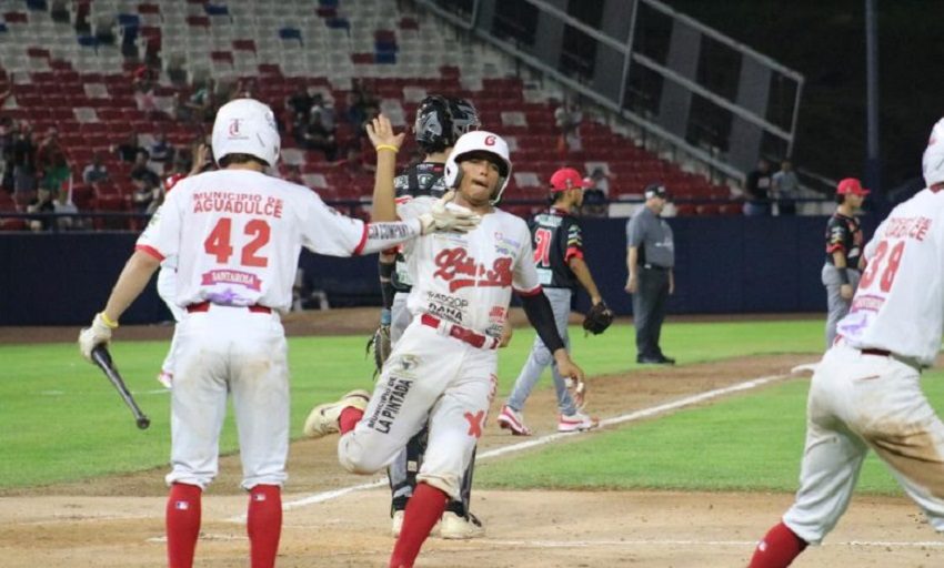 Coclé ganó el torneo juvenil y busca hacer historia al ganar el torneo mayor en el mismo año. Foto: Cortesía Fedebeis