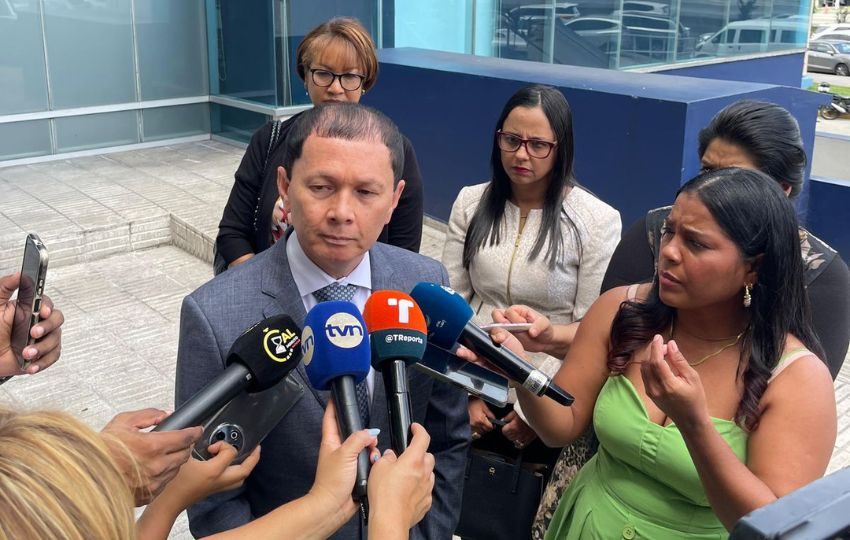 El viceministro Administrativo de Educación, Roberto Sevillano. Foto: Cortesía