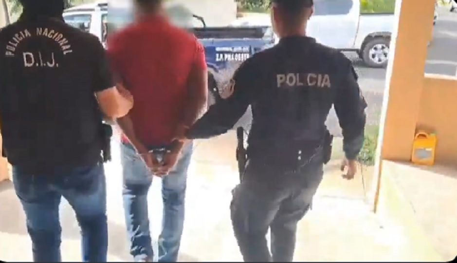 Se destacó que la red estaría implicada en maniobras financieras que superan los 130 mil dólares en pérdidas. Foto. Policía Nacional
