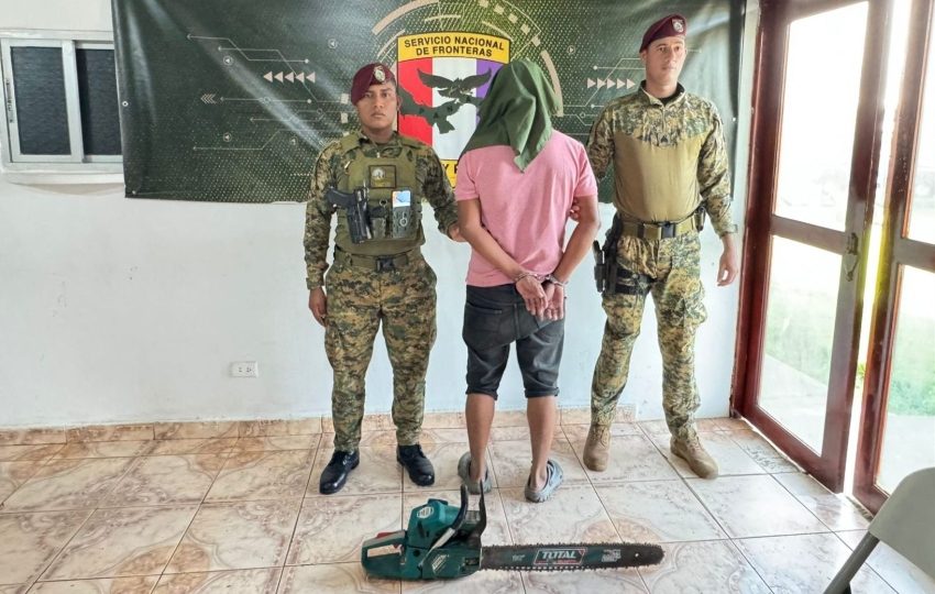 Esta persona fue puesta a órdenes del Ministerio Público para deslindar responsabilidades. Foto: Cortesía.