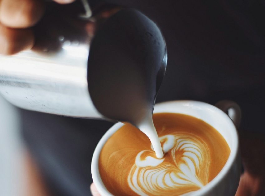 Los panameños consumen con frecuencia el café, por lo que han sentido la variación en los precios. Foto ilustrativa