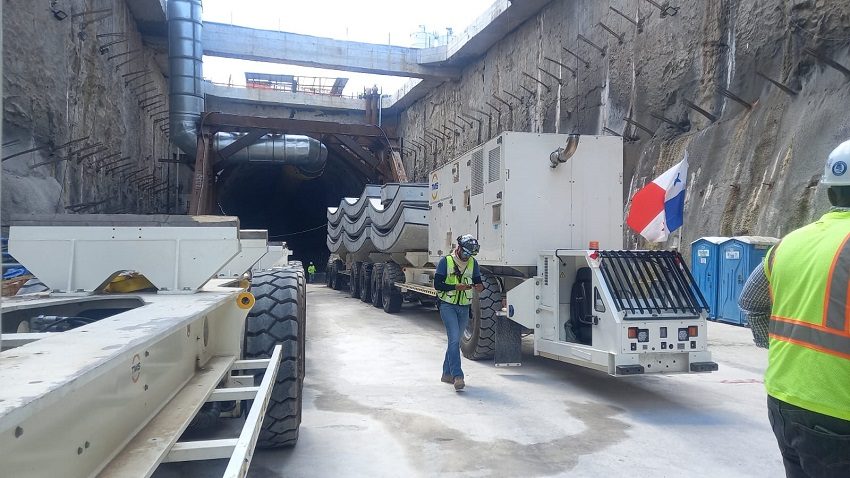 Se iba a adjudicar el túnel a otra empresa, pero se realizó una adenda para que la empresa que se encarga del tramo aéreo lo construya. Foto: Archivo
