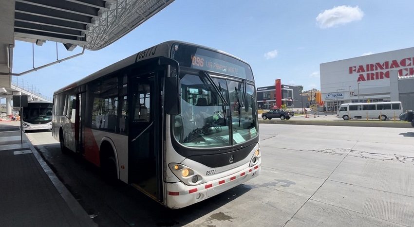 Entre asaltos y vandalismo, hay mucha inseguridad en las calles para los pasajeros de los metrobuses. Foto: Cortesía MiBus