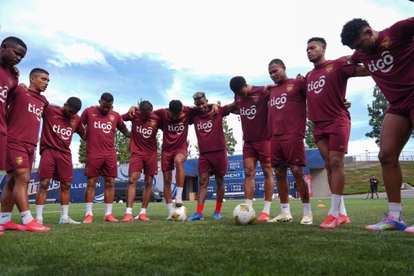 Jugadores del equipo panameño. Foto: FPF