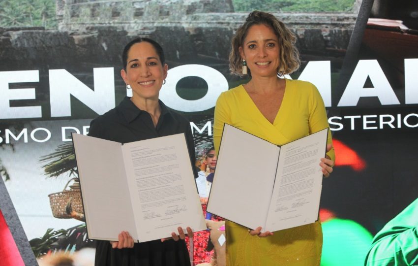 María Eugenia Herrera y Gloria De León Zubieta. Foto: Cortesía