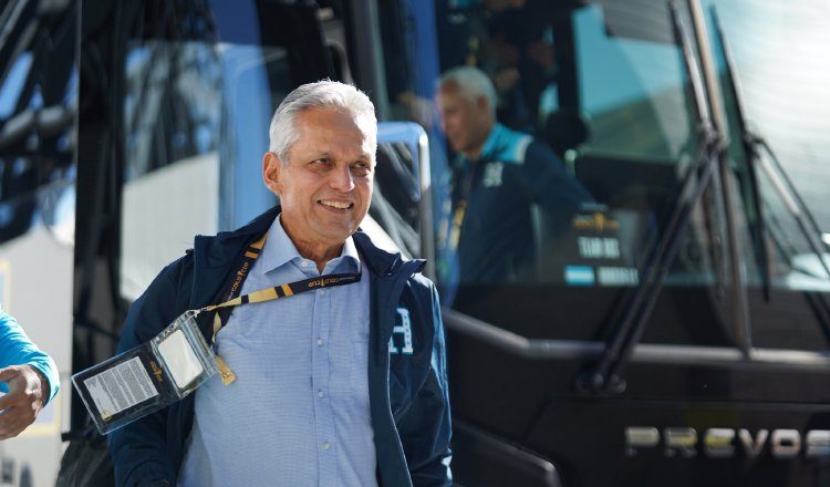 Reinaldo Rueda, técnico de Honduras. Foto: @FFH_Honduras