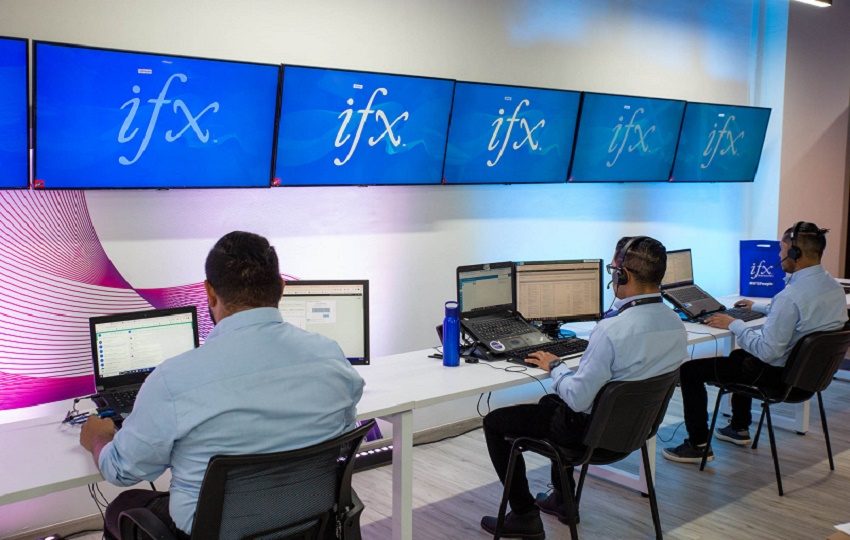 IFX Networks es un proveedor regional de servicios gestionados en la nube y telecomunicaciones, con una red propia y soporte 24/7 en español.  Cortesía 
