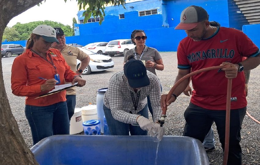 El Minsa mantiene el monitoreo constante del agua para asegurar que, una vez se reanude su uso, sea completamente apta para la población Foto. Thays Domínguez