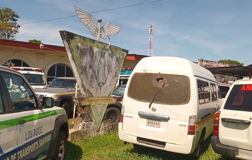 El lugar es utilizado como como refugio por personas del mal vivir, aumentando la percepción de inseguridad y el deterioro urbano. Foto. Melquíades Vásquez