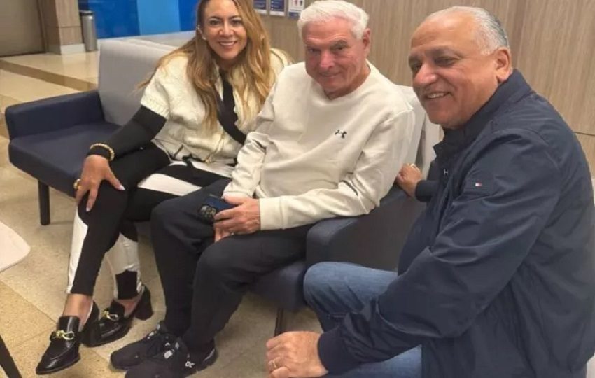 Luis Eduardo Camacho y Jessica Canto, junto al exmandatario. Foto: Redes Sociales