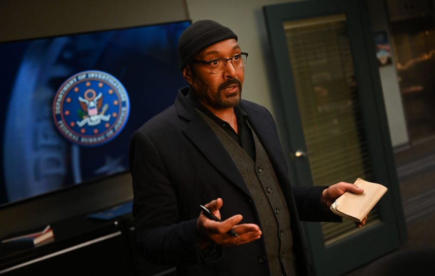 Jesse L. Martin interpreta a Alec Mercer. Foto: Cortesía