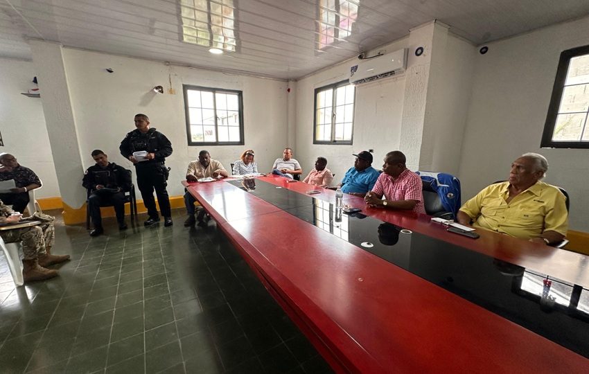 En la reunión se discutieron diferentes puntos. Foto: Cortesía