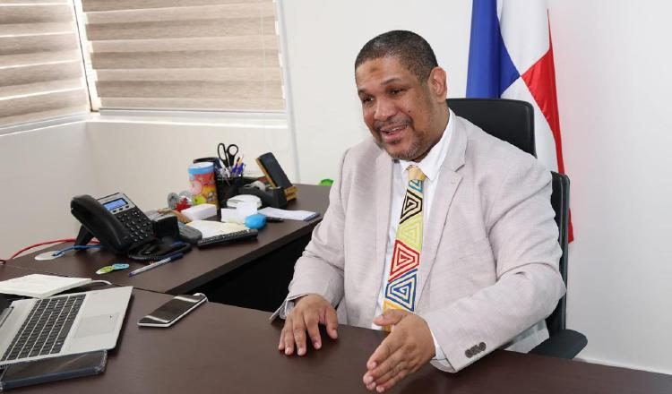 El director general del Ifarhu, Carlos Godoy, conversó con Panamá América sobre varios tópicos.  Cortesía Ifarhu