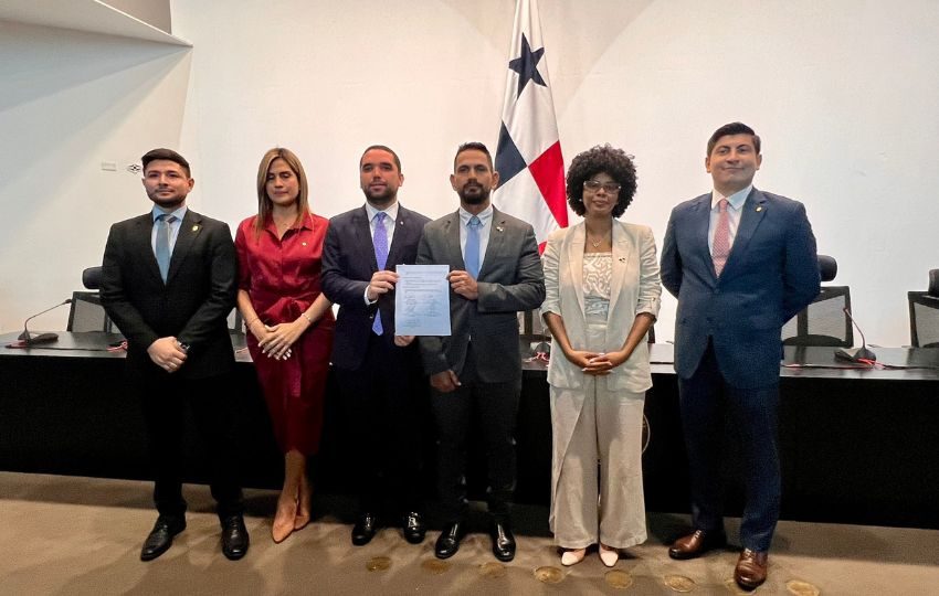 Miembros de la bancada Vamos. Foto: Cortesía
