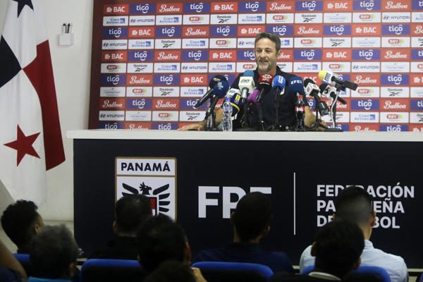 Thomas Christiansen, técnico de Panamá. Foto:EFE