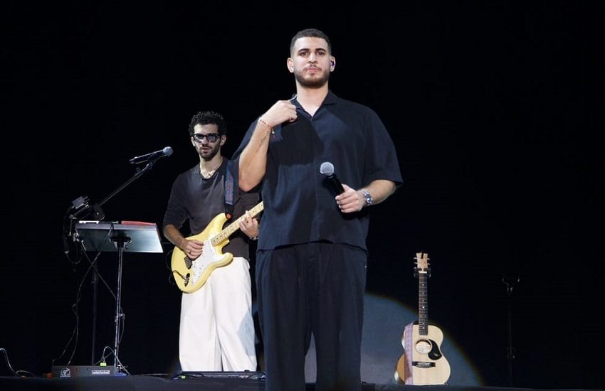 Entrada de Alleh & Yorghaki al escenario del Centro de Convenciones Amador. Foto: Cortesía