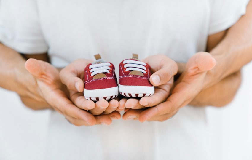 La baja de la tasa de natalidad supone un riesgo para mantener una población estable en el tiempo. Foto: Ilustrativa / Freepik
