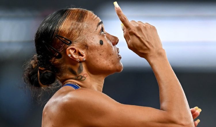 Gianna Wooudruff, compite en los 400 metros con vallas. Foto: COP