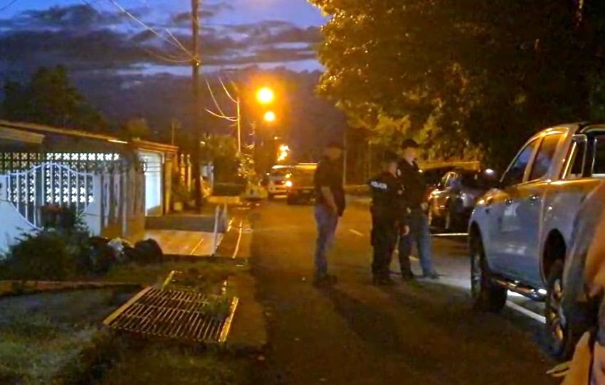 El subcomisionado Epimenides Higuera, ejecutivo de la Sexta Zona Policial, indicó que no se descarta que este hecho guarde relación con delitos relacionados con droga. Foto. Thays Domínguez