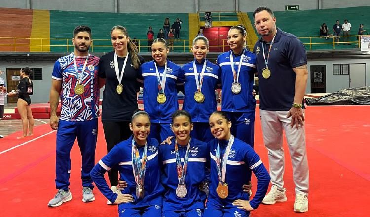 Representación panameña con sus medallas en el Campeonato Centroamericano en Costa Rica. Foto: Cortesía