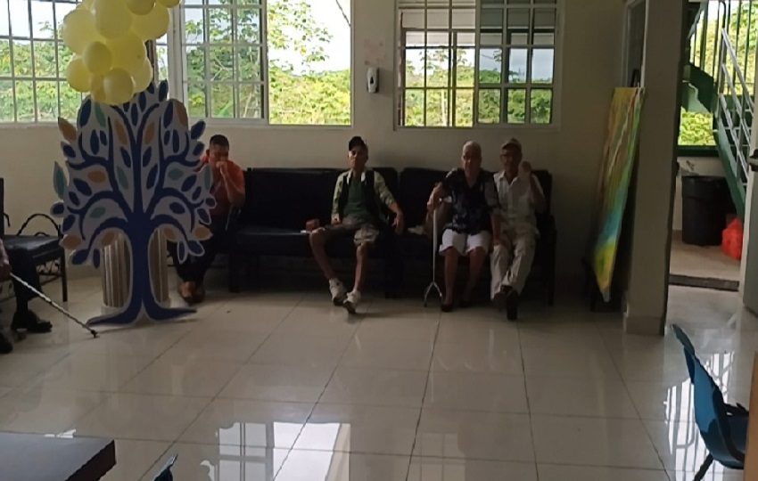 En 2024, más de 20,500 personas pasaron por estas instalaciones, buscando en ellas un rayo de alivio y una mano solidaria en medio de la enfermedad. Foto. Melquíades Vásquez