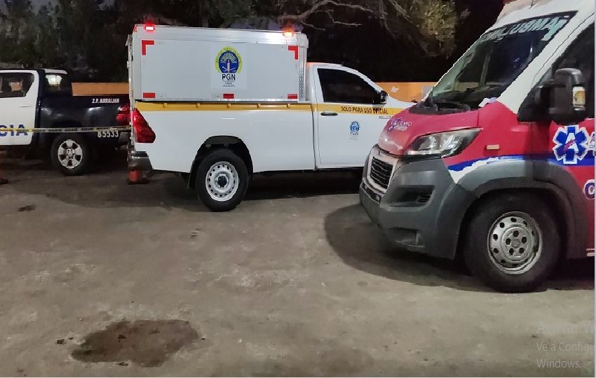 Según datos obtenidos y confirmados por la Policía Nacional, el occiso tenía antecedentes de violencia doméstica y hurto. Foto. Eric Montenegro