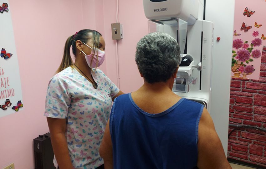 En Panamá, el cáncer de mama se encuentra entre los tipos de cáncer más prevalentes. Foto: Cortesía
