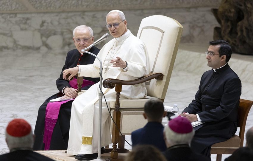 El papa Leon XIV durante el jubileo de este sábado 18 de octubre en el Vaticano. EFE