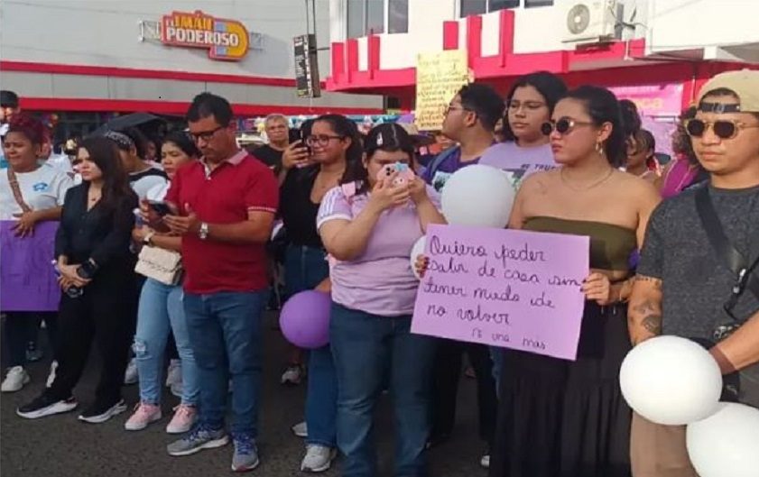 Ciudadanos panameños protestan contra la violencia de género en Veraguas. Foto: Cortesía.
