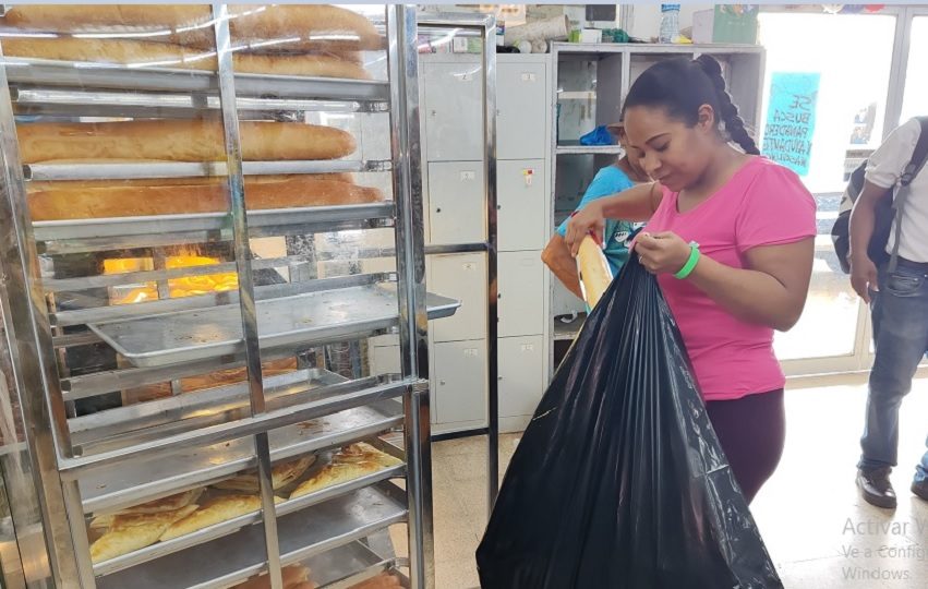 En un sipermercado clausuraron una panadería sin los permisos requeridos. Foto. Eric Montenegro