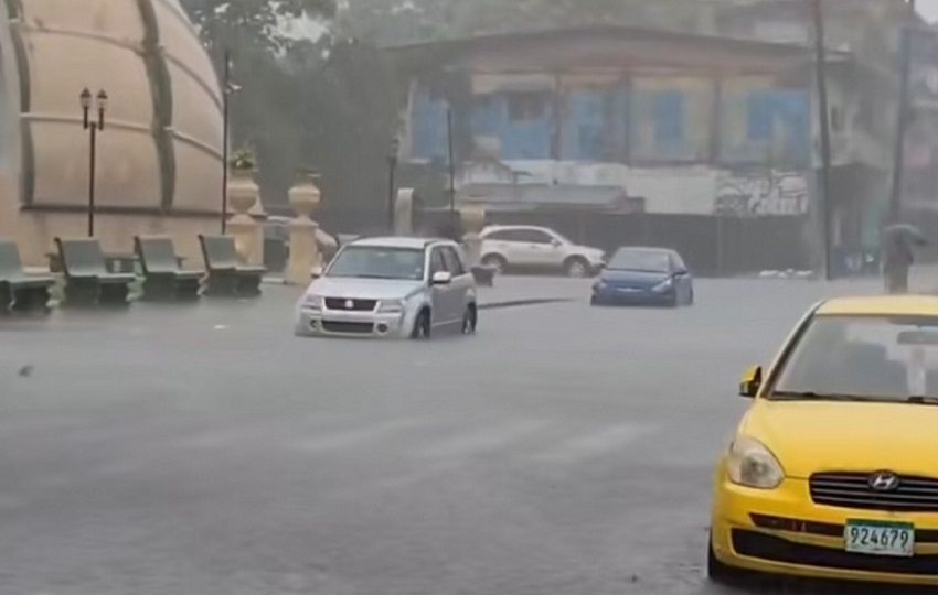 Se afectaron diversos puntos de Colón. Foto: Diomedez Díaz