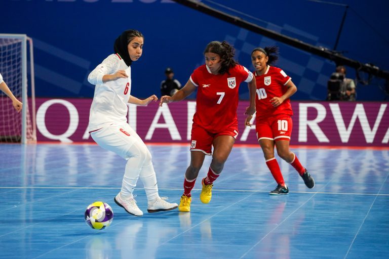 Kenia Rangel (7) anotó el primer gol de Panamá en un Mundial de Futsal Femenino. Foto: FPF
