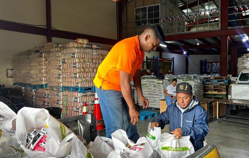 En el IMA se apoya con los alimentos indispensables para los damnificados
