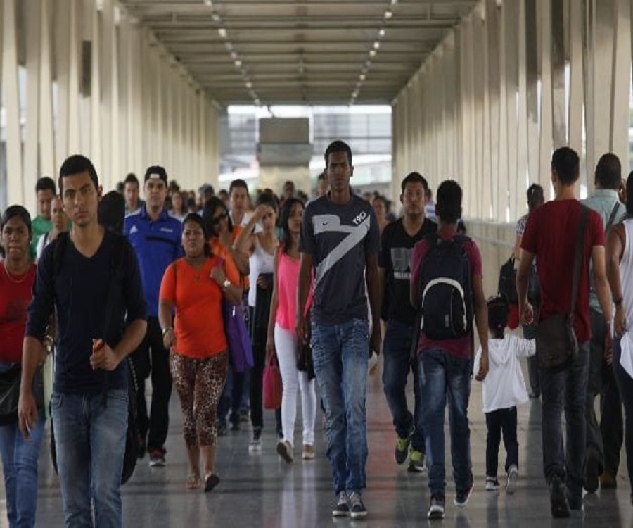 Cifras del Inec revelan que existen 202,609 personas desocupadas en el país. Foto: Archivo