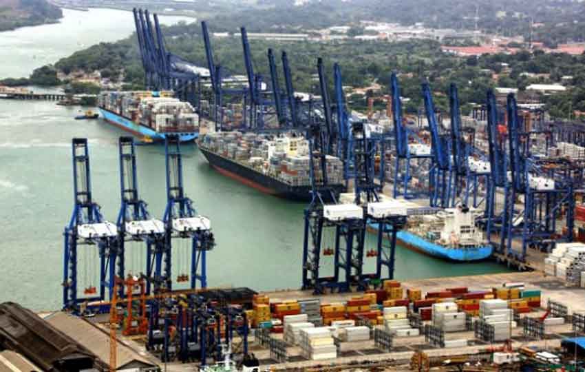 La venta de los puertos se había anunciado en marzo pasado