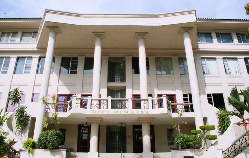 Tradicionalmente en una sesión plenaria extraordinaria a principios de enero, se elige al nuevo magistrado presidente, quien presidirá la corte por espacio de dos años.  Archivo PA