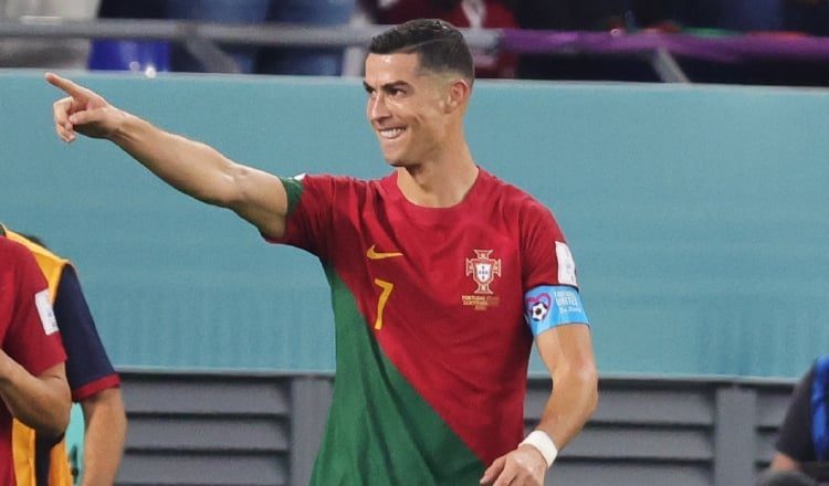 Cristiano Ronaldo es el capitán de la selección de Portugal. Foto: EFE