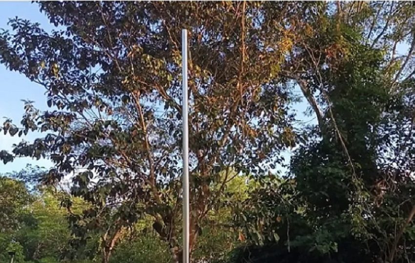 Las luces facilitaban la hora de llegada y salida de las embarcaciones. Foto. Melquíades Vásquez