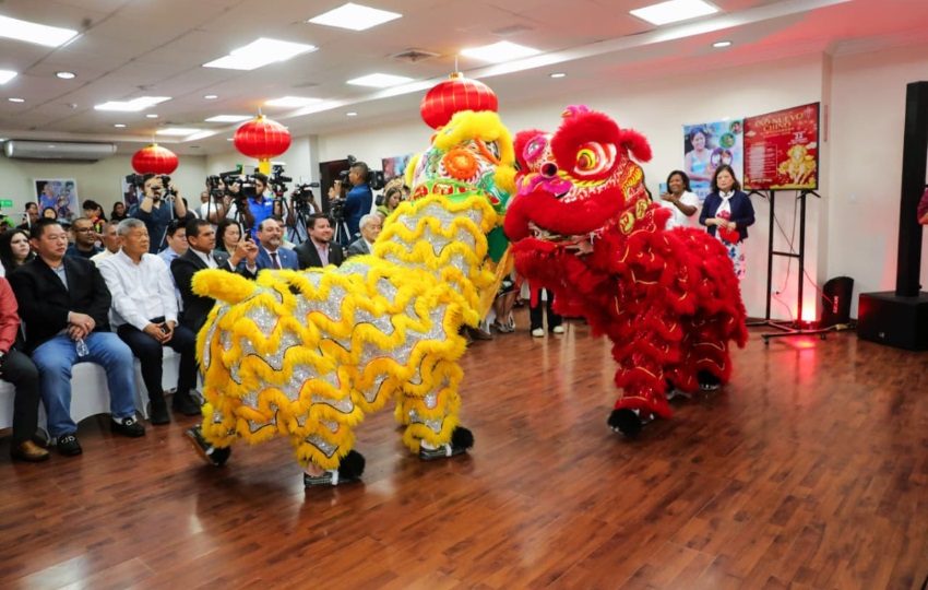 Conferencia de prensa en el Mides. Foto: Cortesía