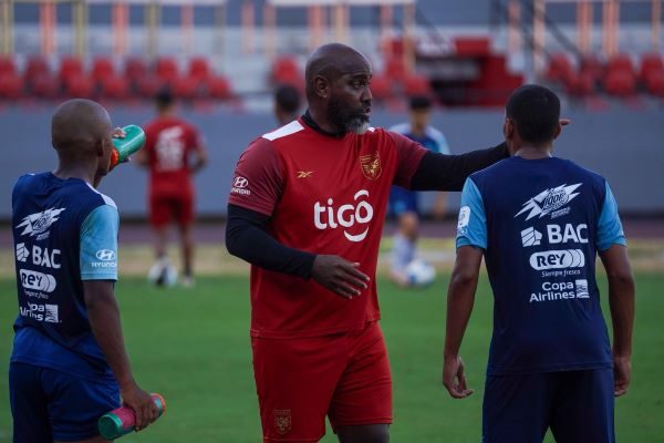 Felipe Baloy, técnico de la Sub-17. Foto: FPF