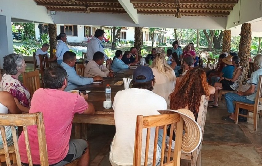  Esperan que las empresas eléctricas cumplan con los compromisos asumidos y se registren mejoras en la estabilidad del servicio. Foto. Melquíades Vásquez