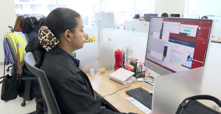 Los laboratorios de la CSS es una de las secciones que enfrenta más demanda de los asegurados. Foto: Cortesía CSS