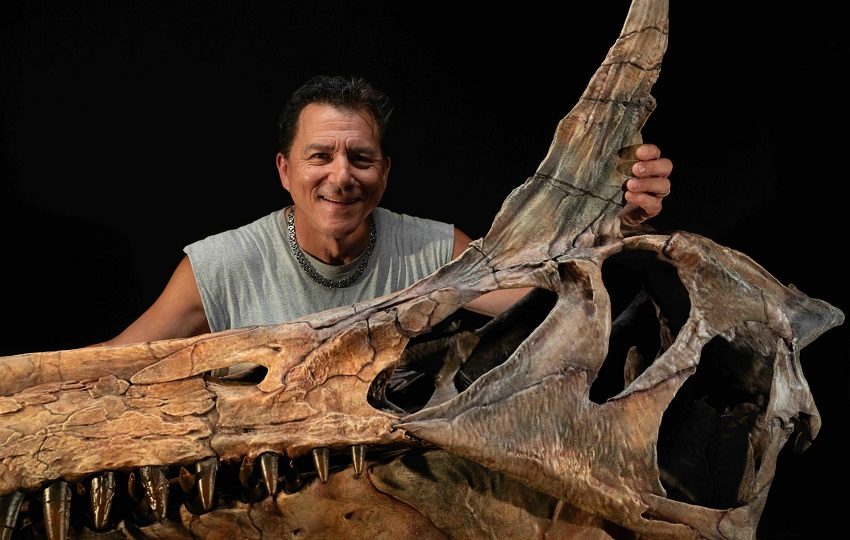 Recreación artística del gigantesco dinosaurio, realizada por el 'paleoartista' Daniel Navarro. Foto. EFE