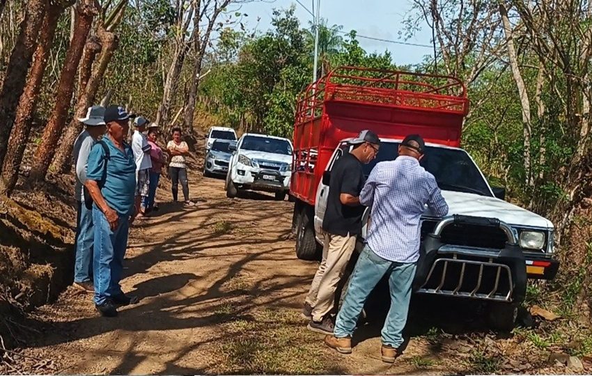 Los moradores esperan que el problema se resuelva en las próximas horas. Foto: Melquiades Vásquez