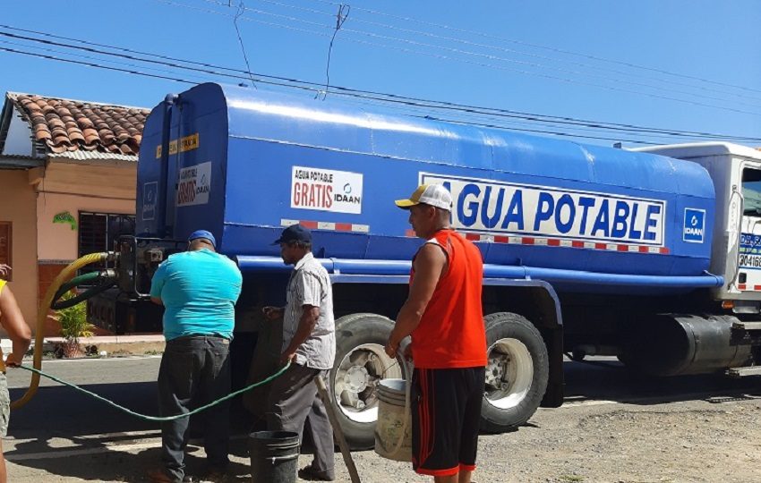 El IDAAN ha construido pozos en servidumbre pública, teniendo como resultado algunos que no funcionan o que tienen muy bajo rendimiento. Foto. Thays Domínguez