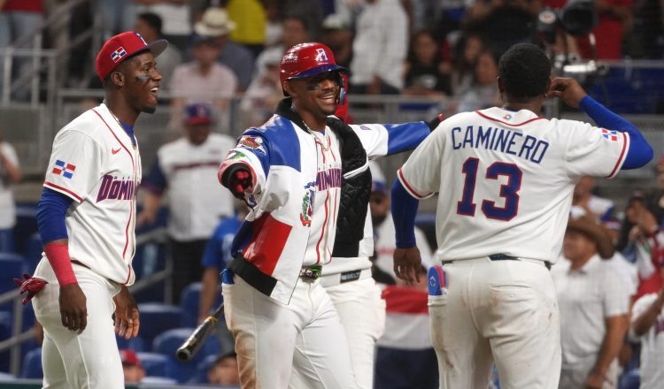 República Dominicana se enfrenta a Corea del Sur. Foto: EFE