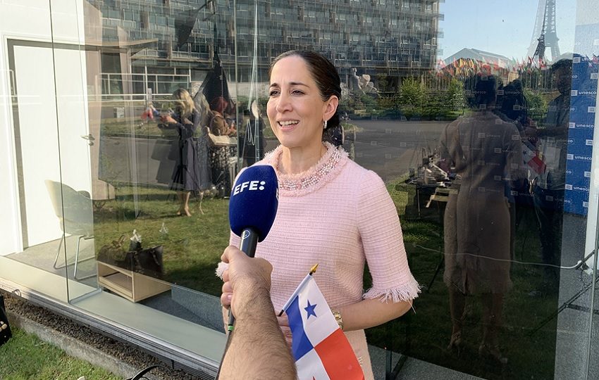 Ministra de Cultura de Panamá, María Eugenia Herrera. EFE