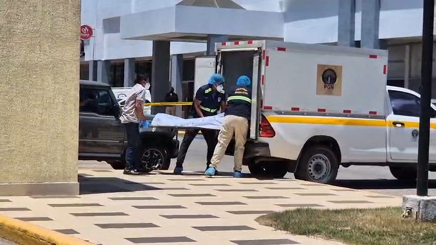 Las honras fúnebres del ciudadano Amitkumar Vasantbhai, de 43 años, se llevó a cabo en el área de Panamá Oeste. Foto. Thays Domínguez
