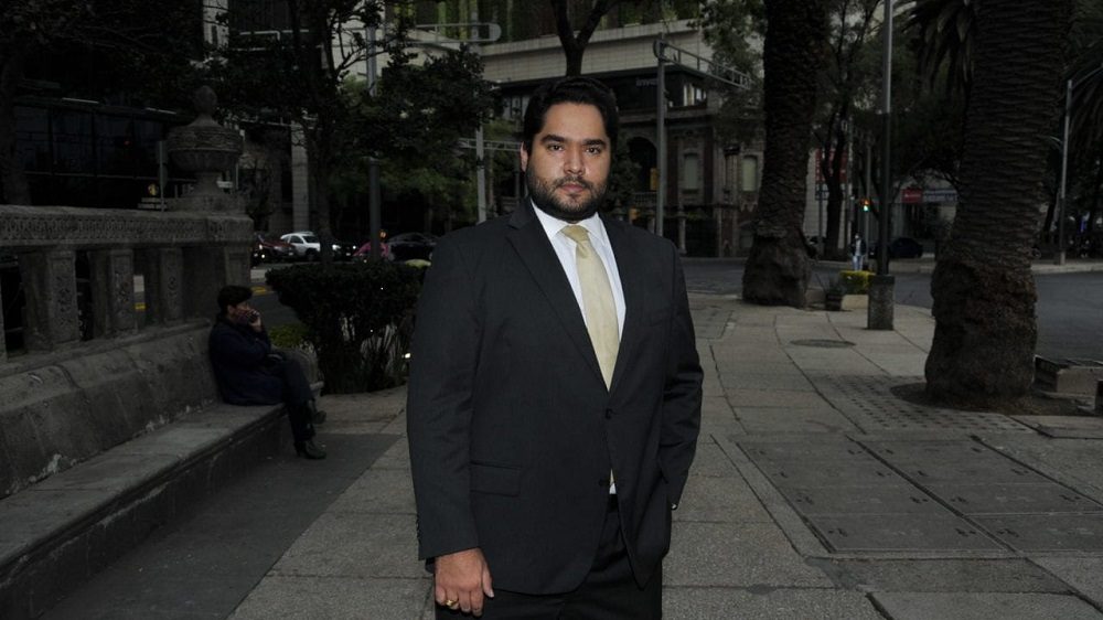 El abogado Salvador Padilla, defensor, pide que se garanticen plenamente los derechos procesales de su representado.