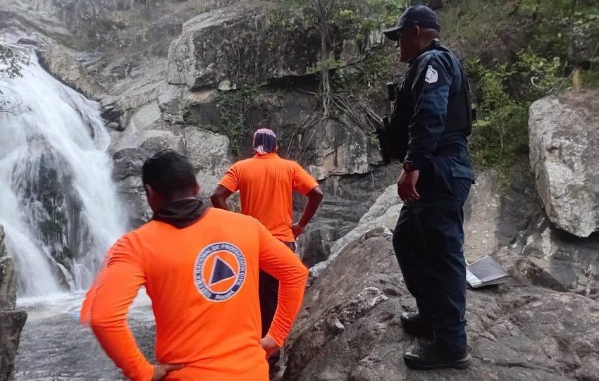 El SINAPROC recomienda a las personas tomar precauciones al acudir a ríos y playas, en especial si hay niños presentes. Foto. Cortesía